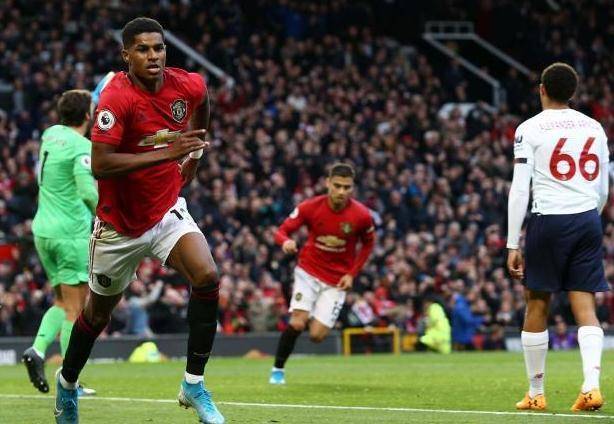 单手将球托 单手将球托