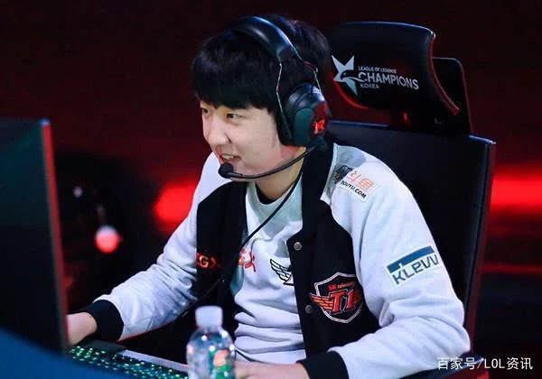 攻防两端的 攻防两端的