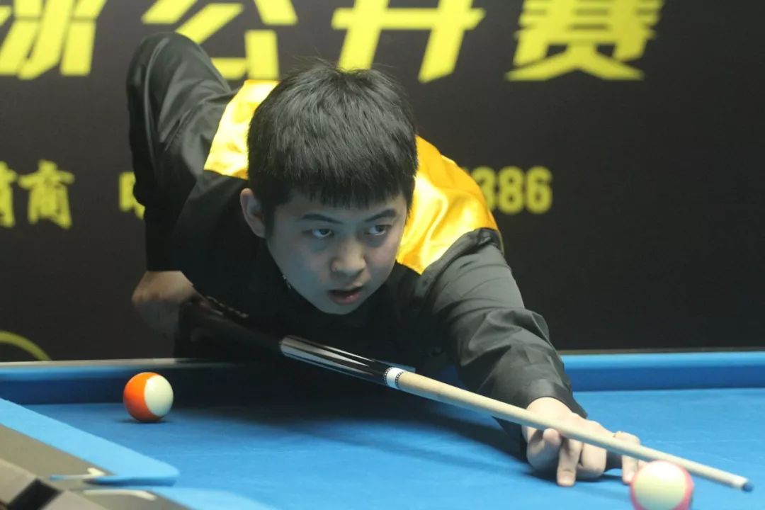 荣誉的争夺 荣誉的争夺