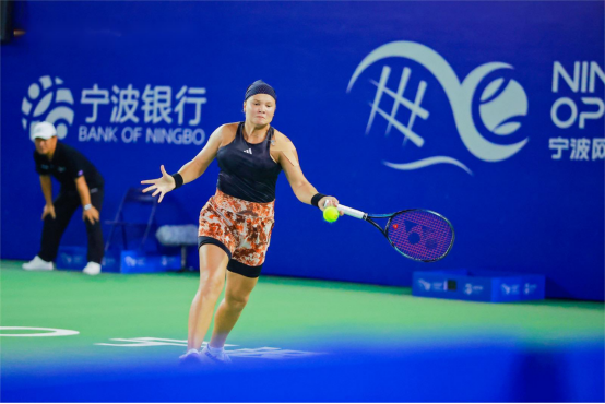 从右后卫到